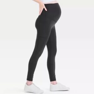 INGRID & ISABEL Over Belly High-Rise Performance Pocket Active Maternity Legging